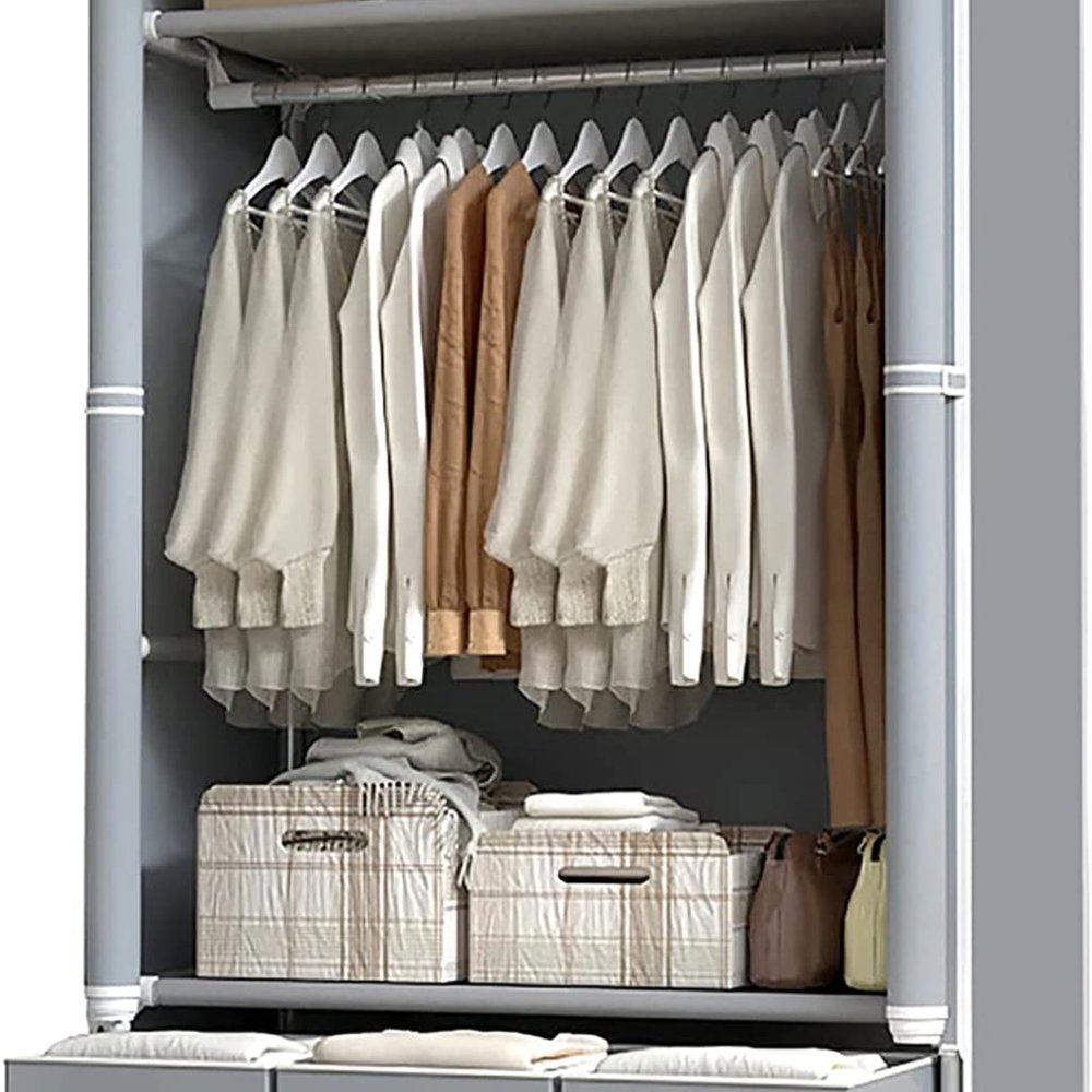 Meet your Posher, Marica